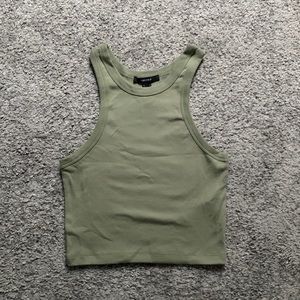 Never worn/tag on from forever 21